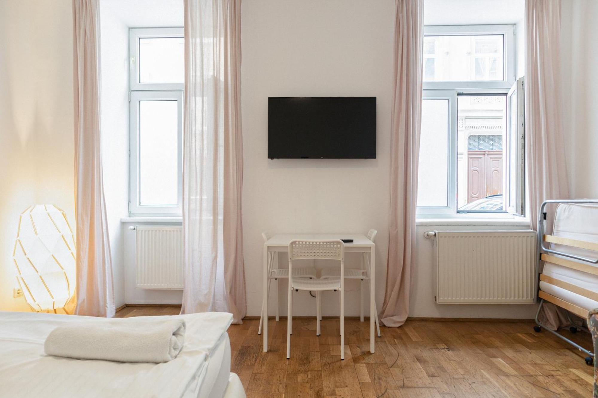 Spacious 3br Next To Belvedere Perfect For Long Wien